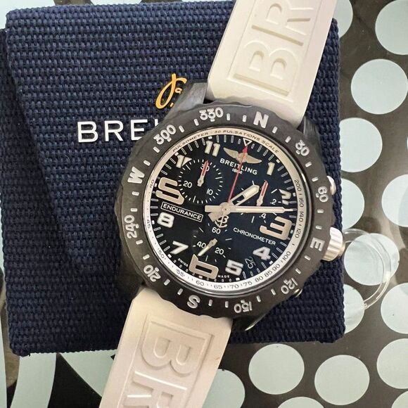 Breitling Other - NEW White Rubber Breitling Watch